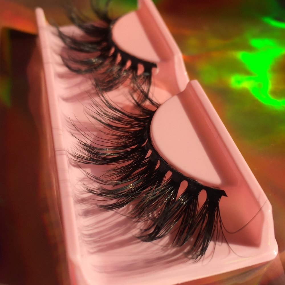 Mink eyelashes